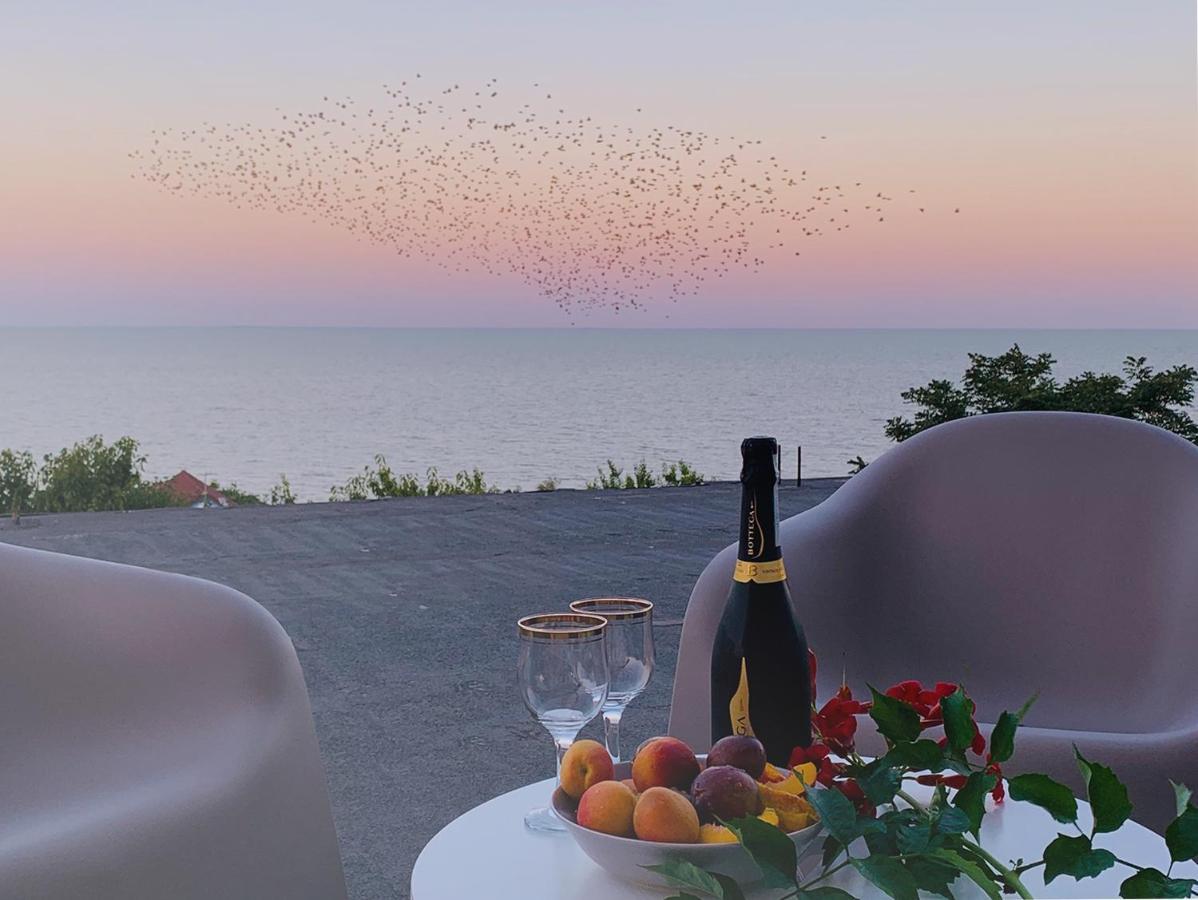 Apartament La Terrasse Sarichioi Eksteriør bilde