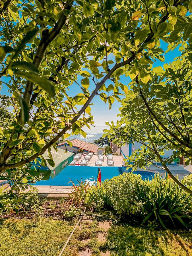 Apartament La Terrasse Sarichioi Eksteriør bilde